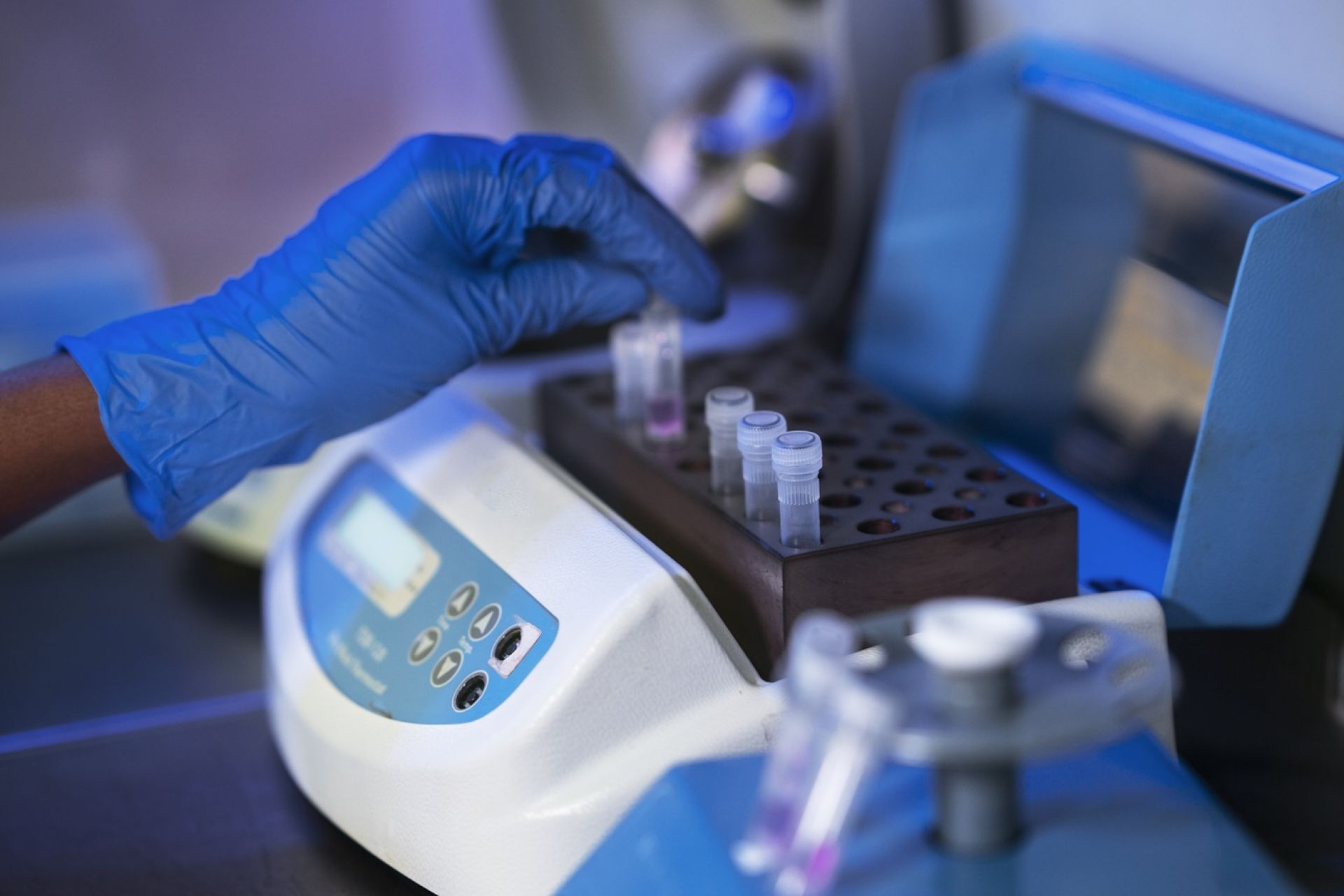 Impact Of Molecular Diagnostics Revolutionizing Disease Detection